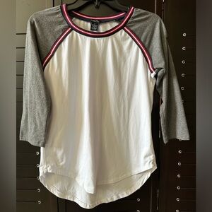 Rue21 - 3/4 Sleeve Tee-M